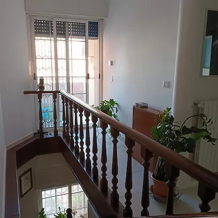 דירה House With Balcony 500 Meters From The Sea Bobo'S House בארי