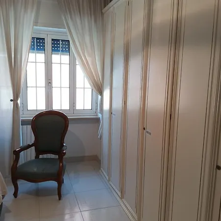 דירה House With Balcony 500 Meters From The Sea Bobo'S House *